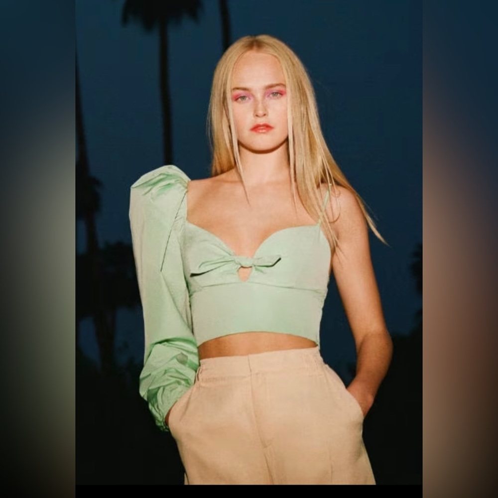 Zara Mint Green One sleeve Crop top Size Xs